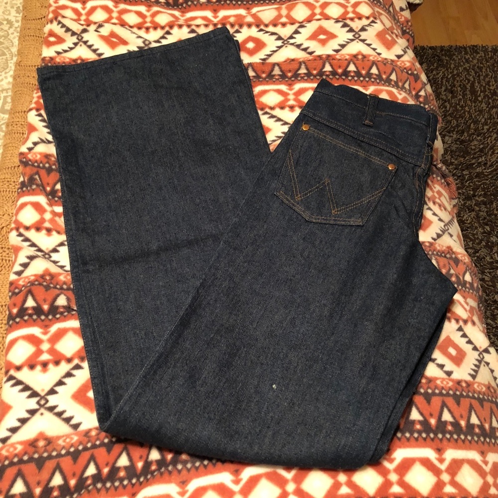 Vintage Wrangler wide leg flare jeans